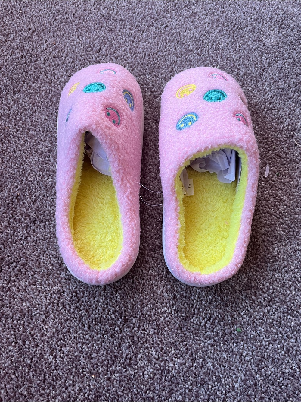Ladies Slippers, Pink & Soft, Smiley Face, 5 -6 small